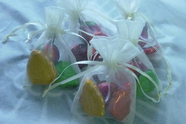 Confetti Gifts & Chocolates