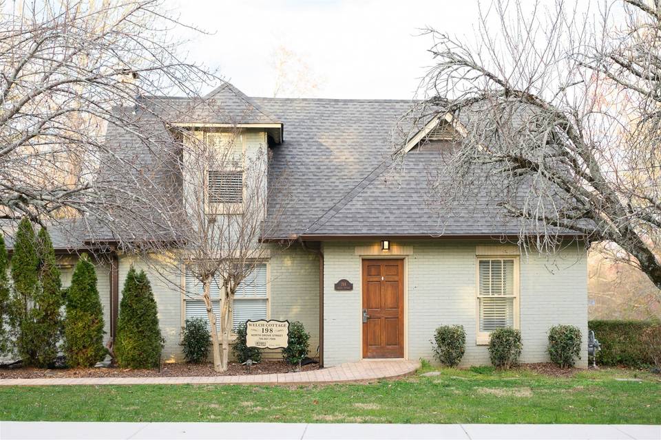 The Welch Cottage - 4b/3ba