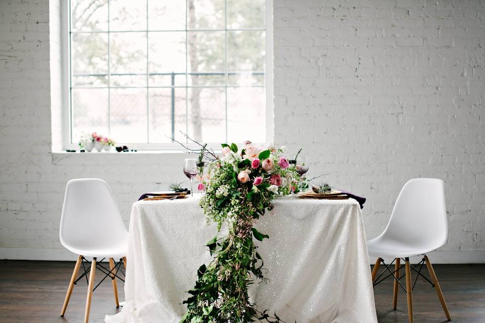 Sweetheart table