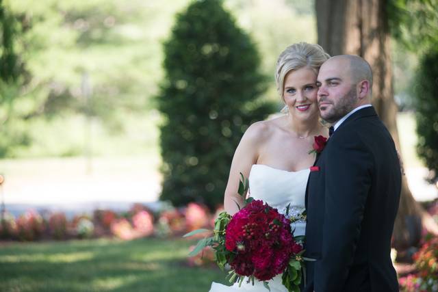 Summer wedding bride and groom