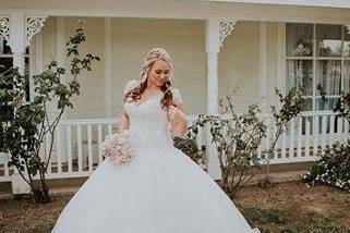 The bride with her bridesmaids