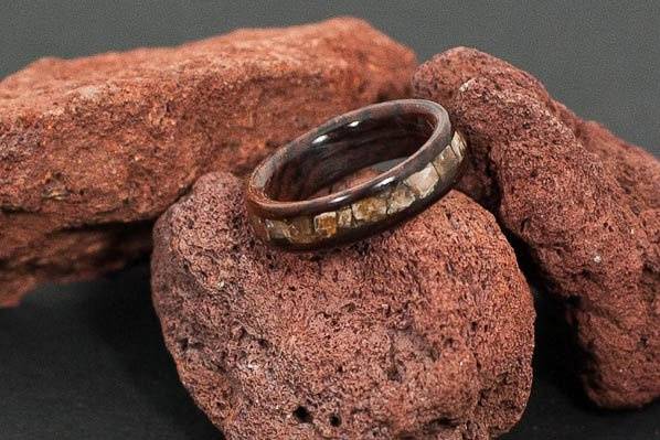 Cocobolo Wood Ring with Orange Calcite Inlay