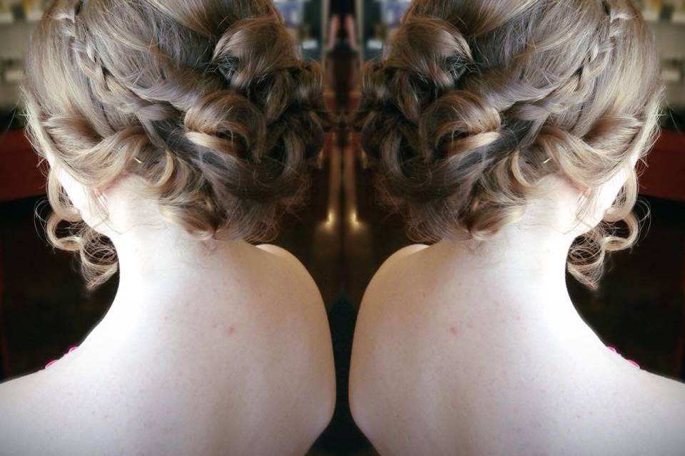 Whitney Zervos Hair & Makeup Design