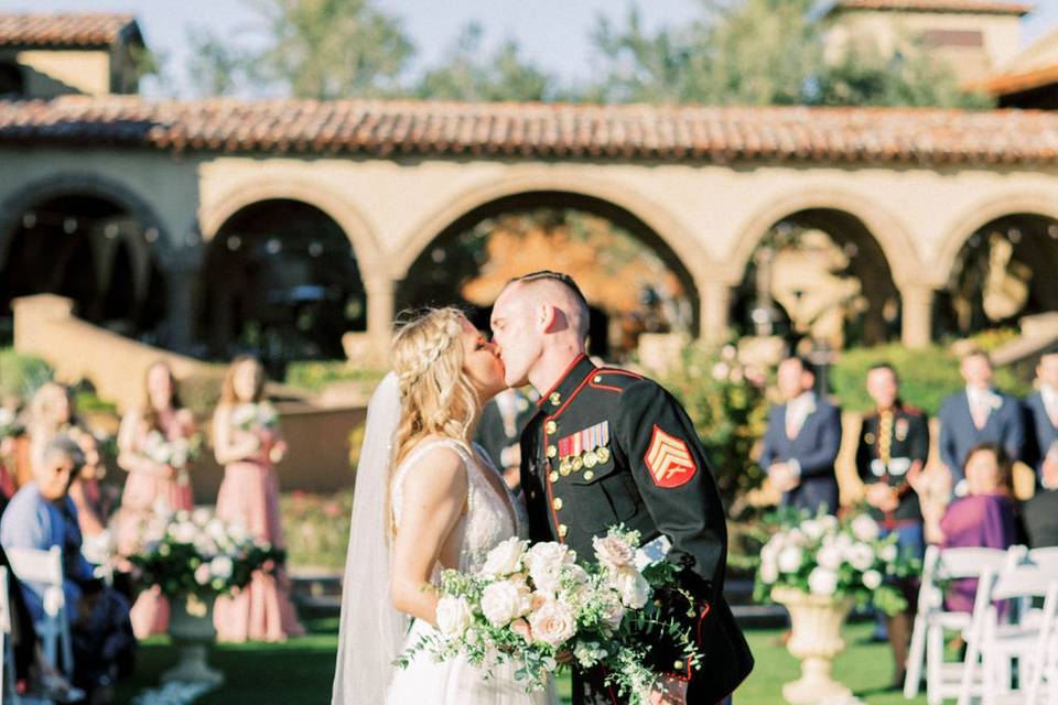 Bride & Groom | Hacienda View