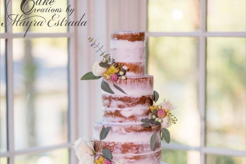 Cake Creations by Mayra Estrada