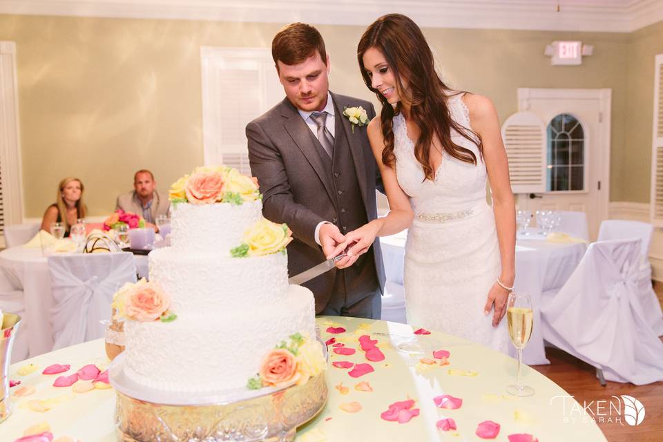 Cutting the cake