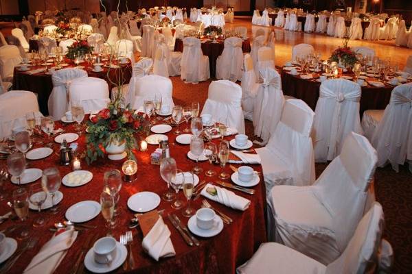 Table set with red decor