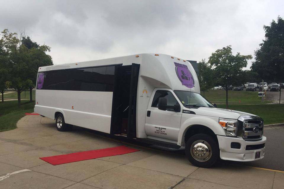 Motor City Express VIP Transportation