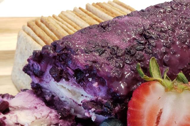 Wild blueberry vanilla goat cheese