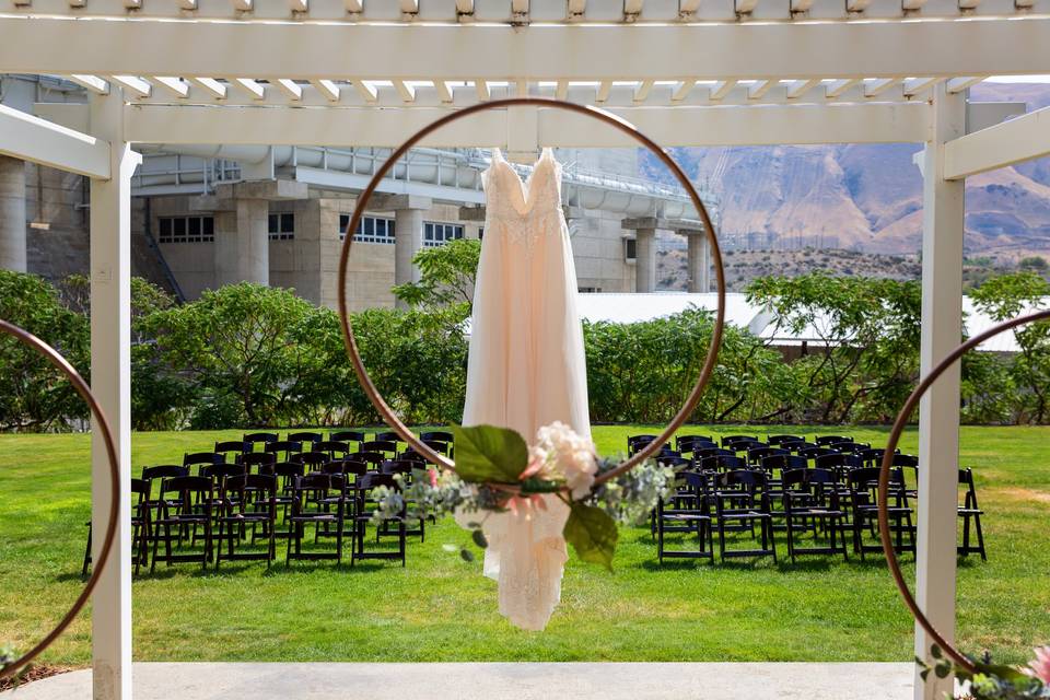 Rocky Reach Damn | Dress