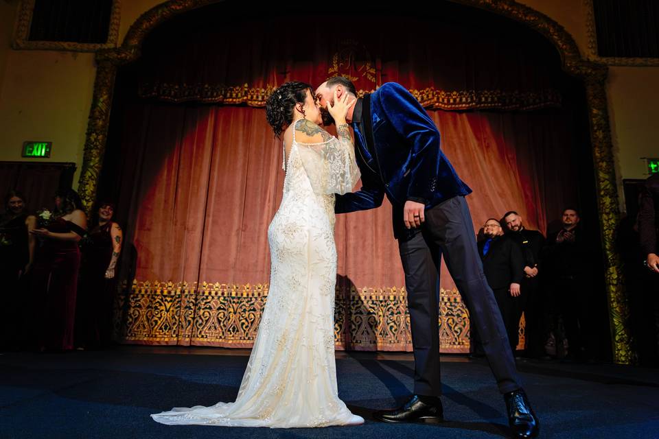 Ruby Theatre | Chelan Wedding