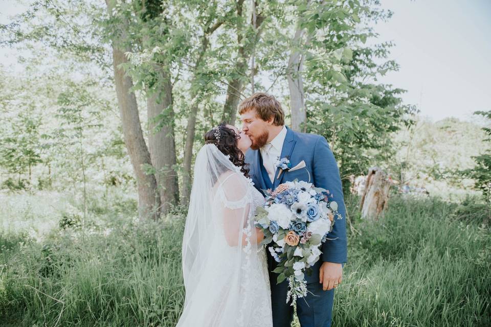 Leaf lace veil