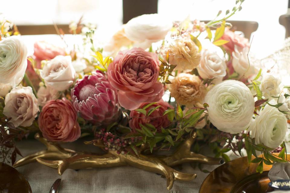 Head table arrangement