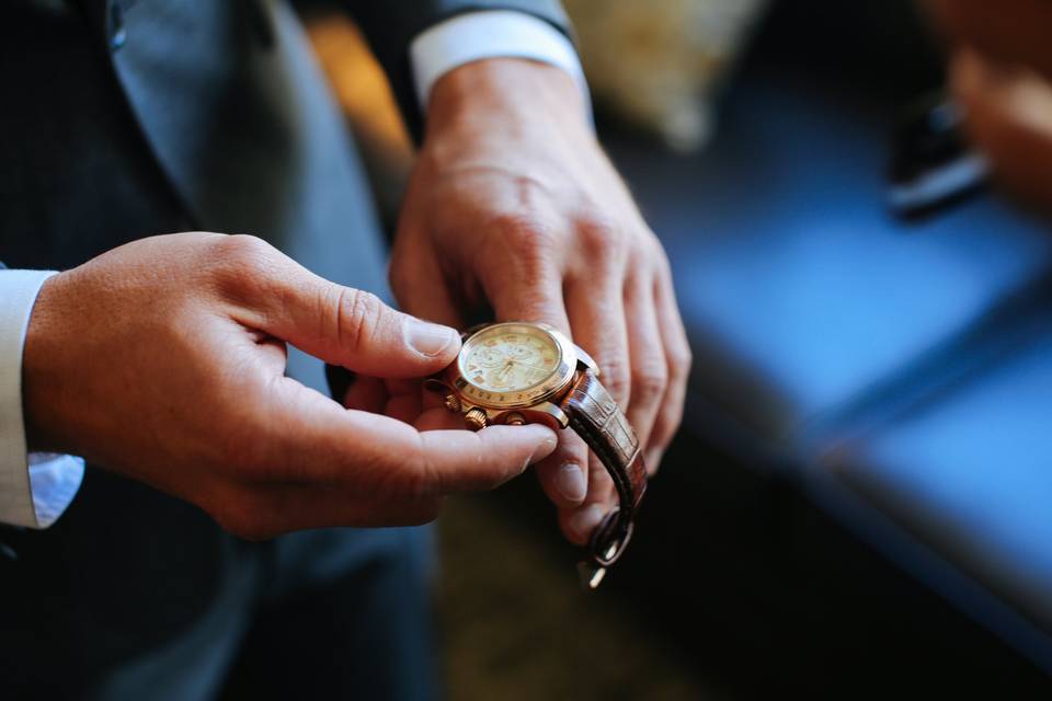 Grooms details