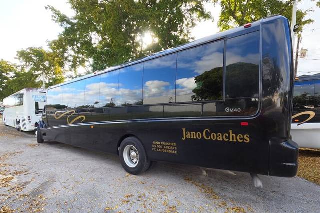 Larry's Limo Service