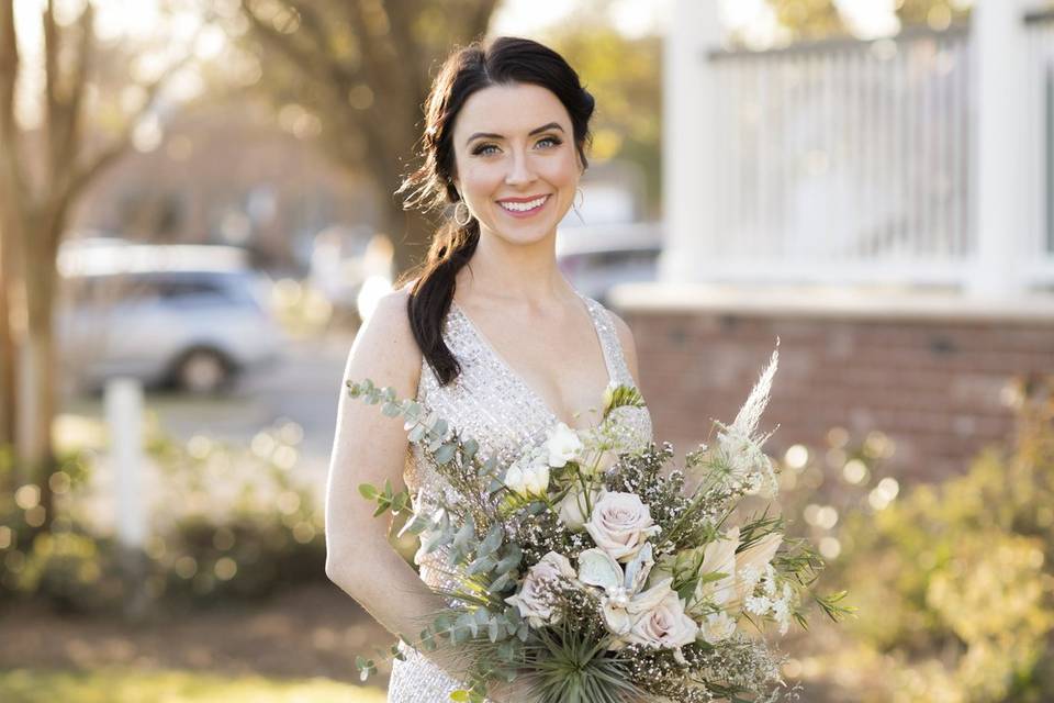 Bride & Bouquet