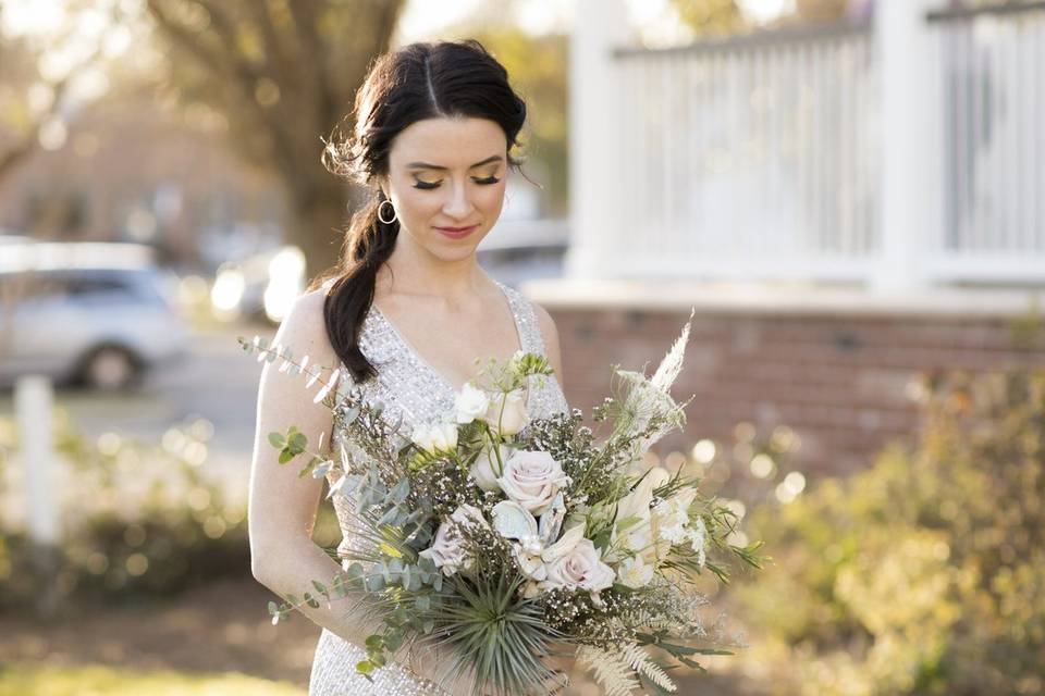 Bride & Bouquet