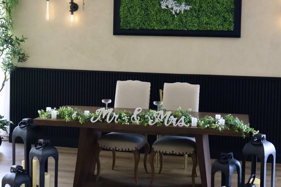 Sweetheart Table