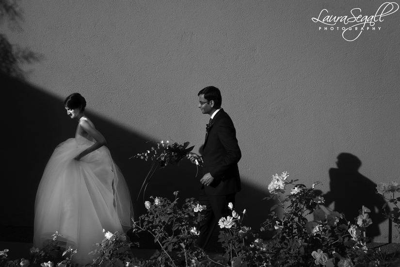 Bride & groom between photos at the Phoenix Art Museum