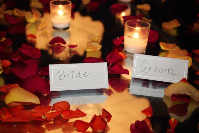 Bride & Groom Glass Table