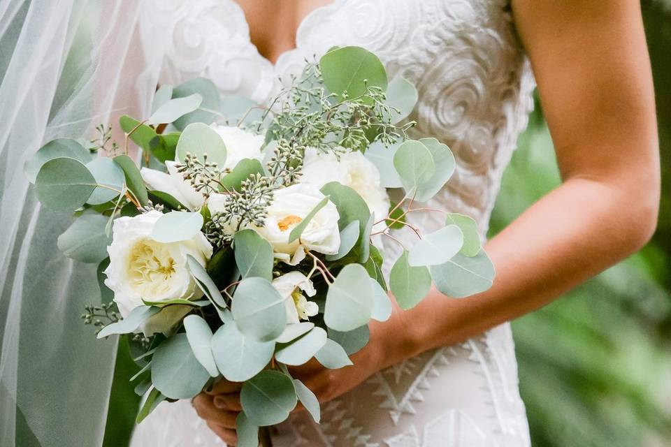 Gorgeous flowers/dress