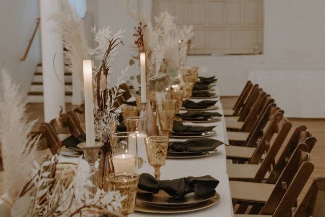 Long Table Decor
