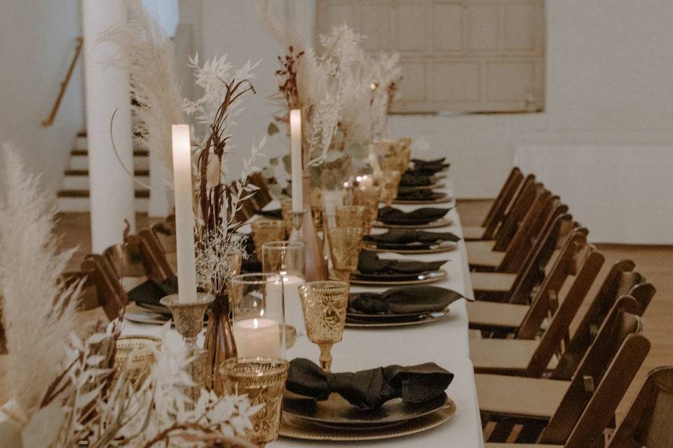 Long Table Decor