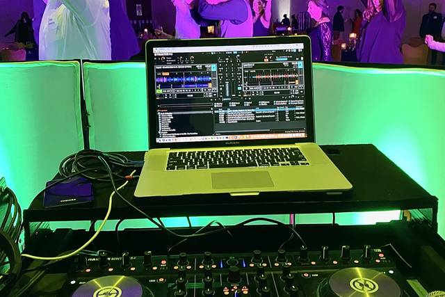 theSimpleDJ