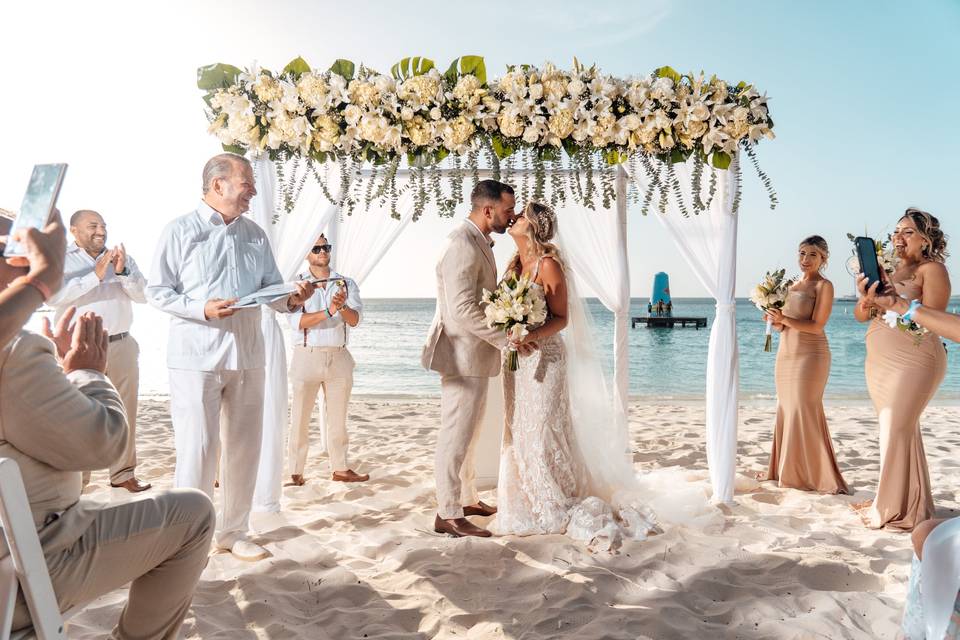 Memorable Beach Celebrations