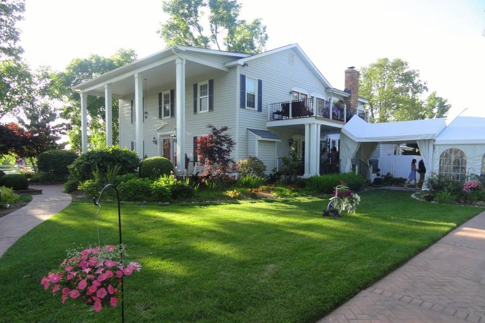 Amber Grove's house exterior