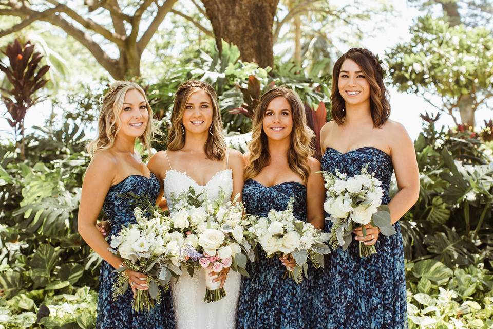 The bride with her bridesmaids