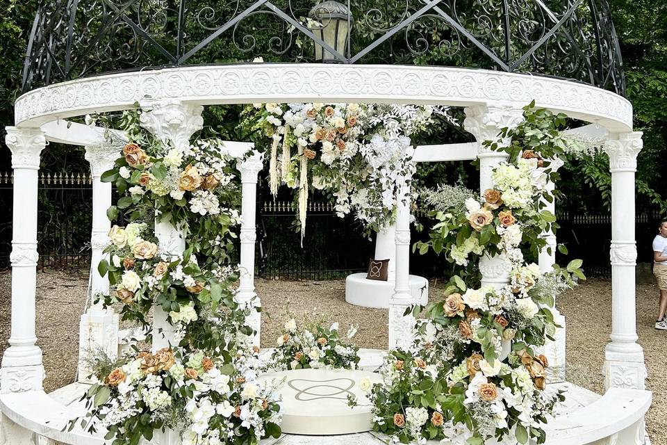 Outdoor Ceremony