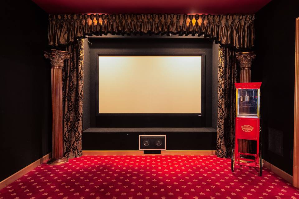 white house movie theater