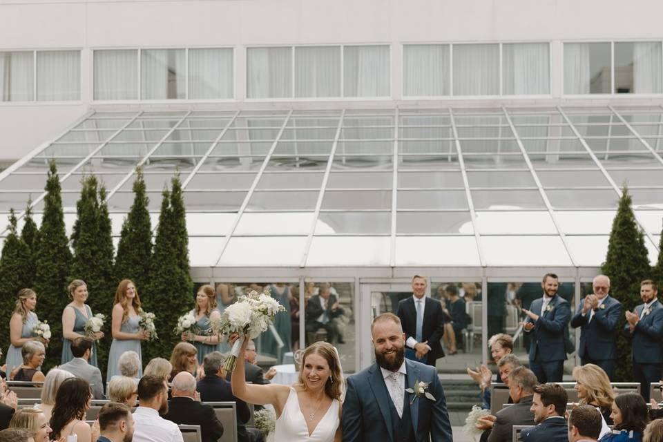 Kingsley Courtyard - Married