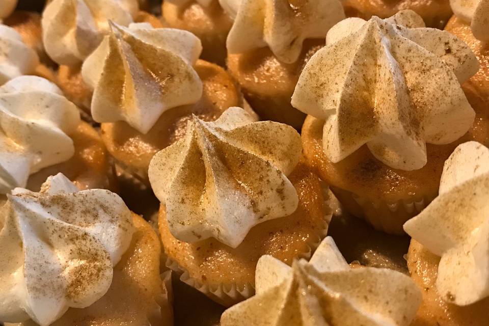 Coutour Gold Dusted Cupcakes