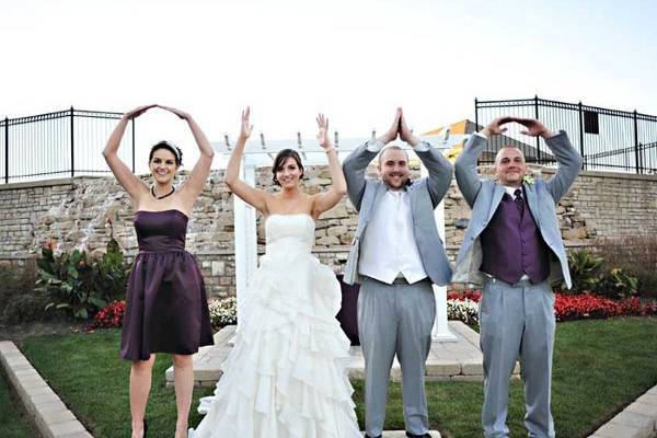 The couple with the bridesmaid and groomsmen