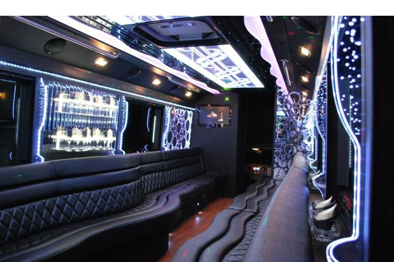 Limo Bus