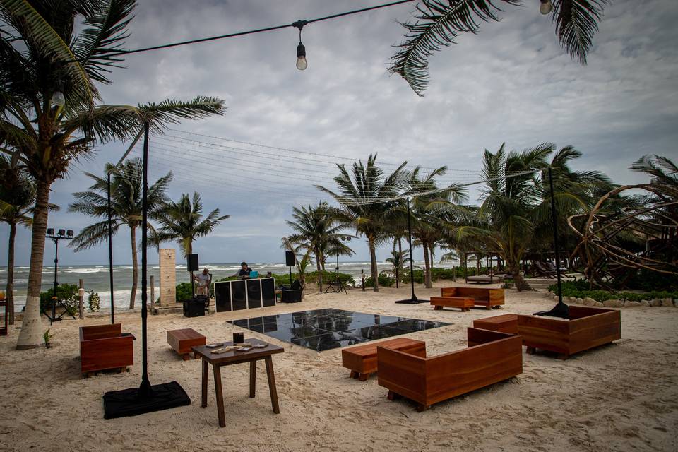 Mía Restaurante & Beach Club