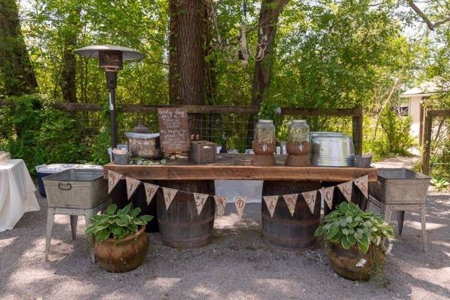 Katie Osborne Wedding and Event Coordination