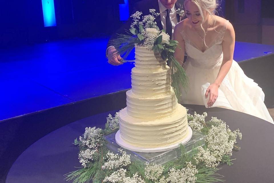 Cutting the cake