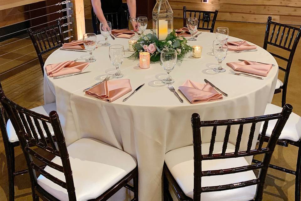 Reception table settings