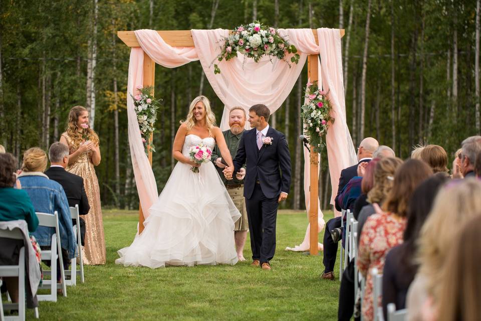 Blush pink altar design