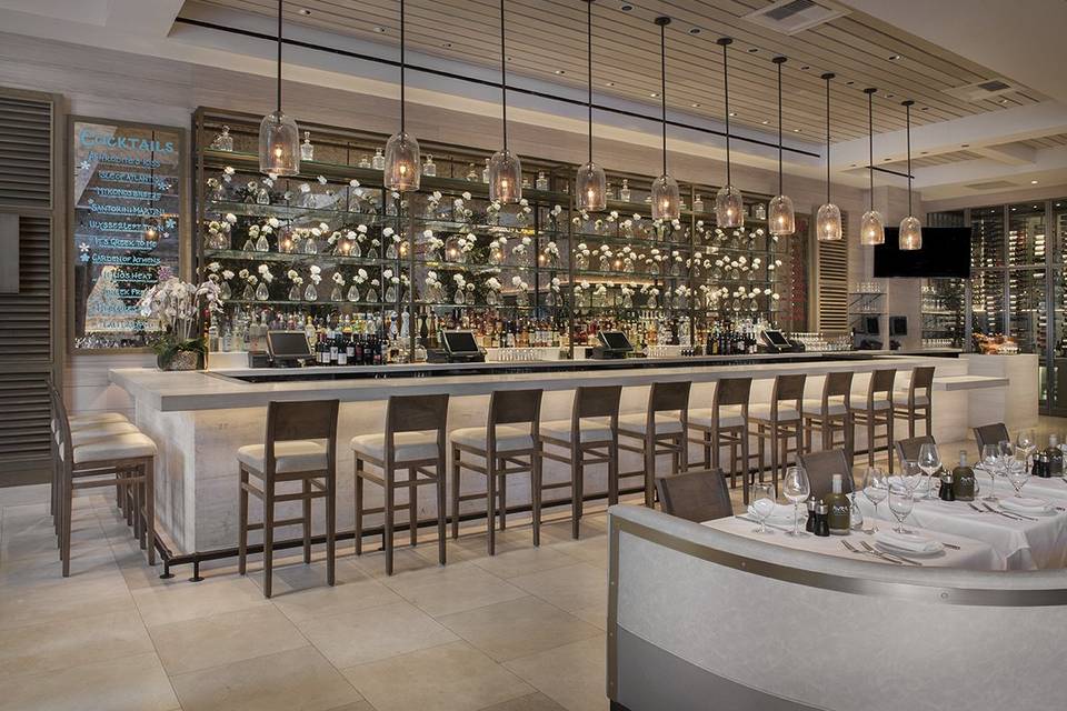 Avra Beverly Hills