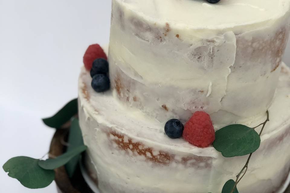 Wedding cake with fruit