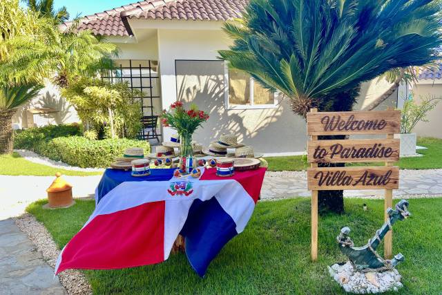 Welcome entrance