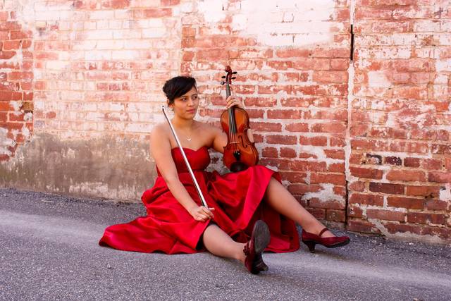 Marscia Luissa Martinez-Mendoza Wedding Violinist and Violist