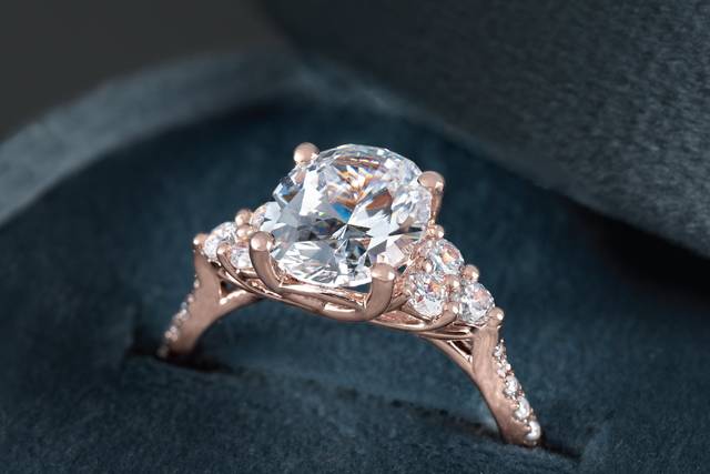 How Do I Get The Best Deal On An Engagement Ring?