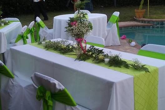 Casual poolside wedding