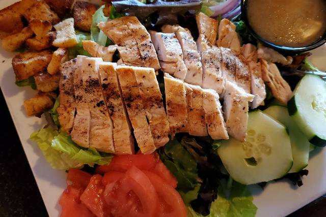 Grilled Chicken Salad