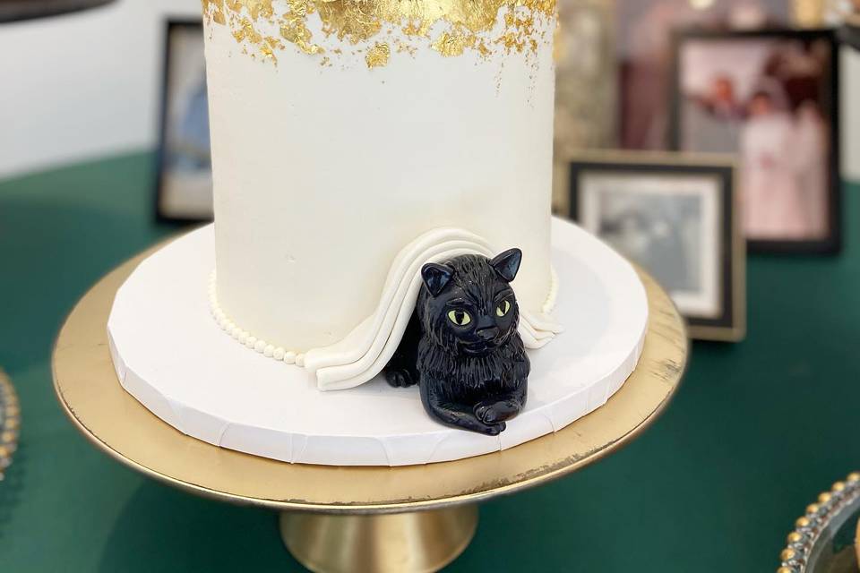 Hand sculpted cat figurine